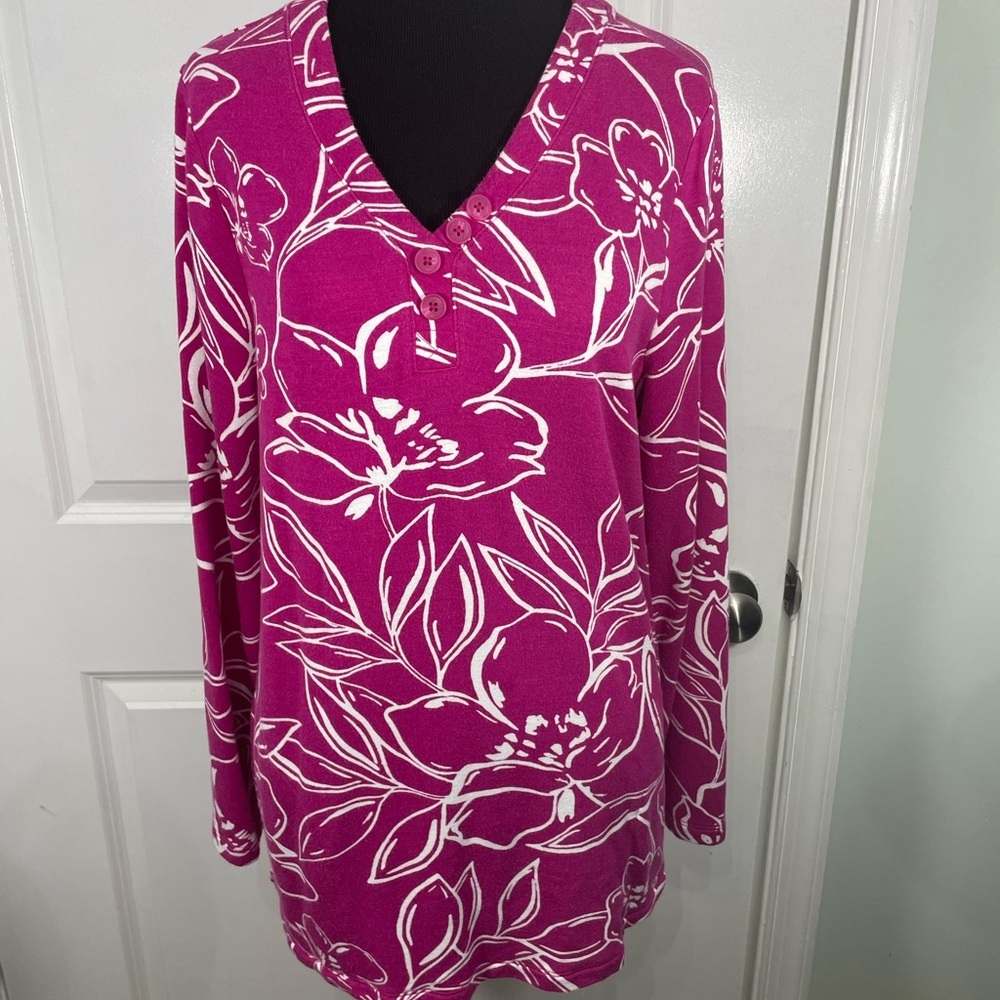 Chico's Pink and White Floral Top Size 1 CB-100